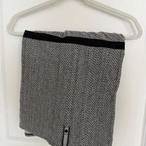 lululemon athletica Black and Gray Scarf/Shall